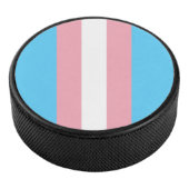 pale trans flag on hockey puck アイスホッケーパック (3/4)