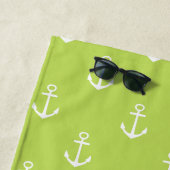 Palm Leaf Green and White Anchors Monogram ビーチタオル (インサイチュ)