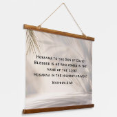 Palm Sunday Scripture with Soft Palm Shadows 吊り下げ型タペストリー (傾斜あり)