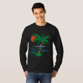 Palm Tree by the River | Tropical Sunset Art Tシャツ (正面フル)