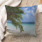 Palmen,Strand und Felsen クッション (ブランケット)