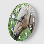 Palominoのペンキの種馬の馬好きの写真 ラージ壁時計 (傾斜)
