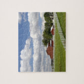 Pamona、カンザスの赤い納屋そして農場 ジグソーパズル (縦)