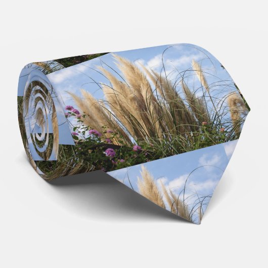 pampas grass and blue sky ネクタイ (ロール)