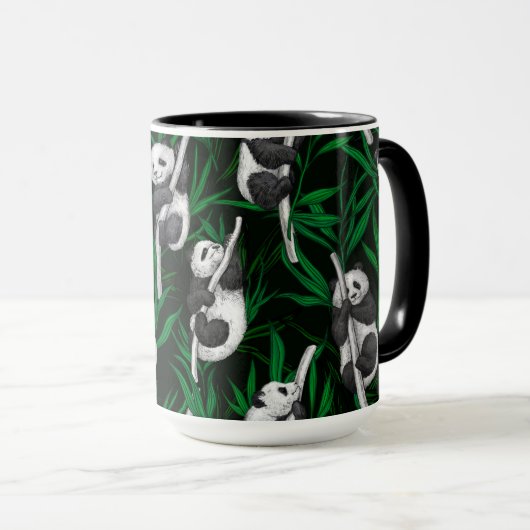 Panda cubs on dark green マグカップ (正面右)
