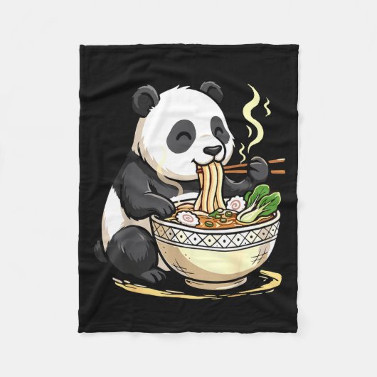 Panda Eating Funny Ramen Noodles  フリースブランケット (正面)