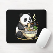 Panda Eating Funny Ramen Noodles  マウスパッド (マウス)