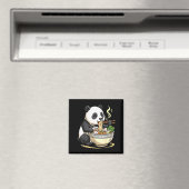 Panda Eating Funny Ramen Noodles マグネット (インサイチュ (食洗機))