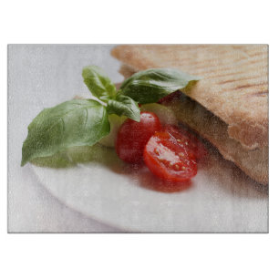Panini Capreseの健康でイタリアンな食糧 カッティングボード
