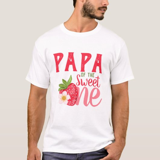 Papa Of Sweet One Strawberry 1st birthdayパーティー Tシャツ (正面)
