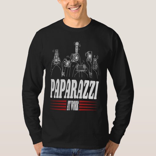 Paparazzi Work Cheerful Photography Illustration Tシャツ (正面)