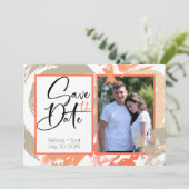 Papayaオレンジ色の抽象芸術ブラシストローク日付の保存 招待状 (スタンド正面)