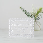 Papel Picado Silver Wedding Save The Date Card 箔シーズンポストカード (立ち正面)
