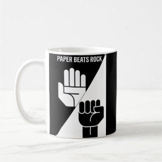 Paper Beats Rock – Minimalist Black & White art コーヒーマグカップ