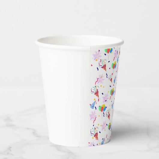 Paper cup 紙コップ (右)