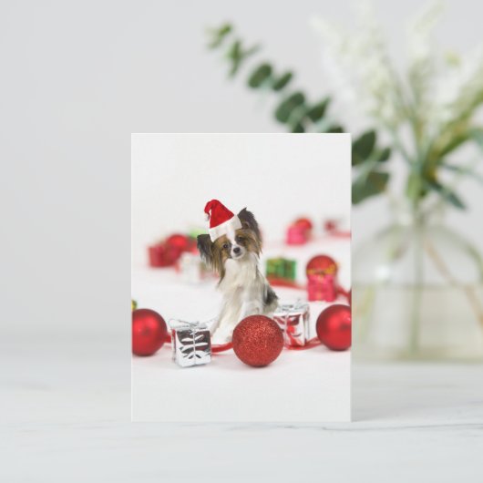 Papillon犬のクリスマスのサンタのかわいい帽子 シーズンポストカード (スタンド正面)
