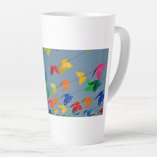 papillons multicolores カフェラテマグ (右アングル)