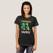Parandasaurus Dinosaurs Playing Garifuna Drum And Tシャツ (正面フル)