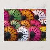 Parapluies multicolores : marché de Luang Prabang ポストカード (正面)