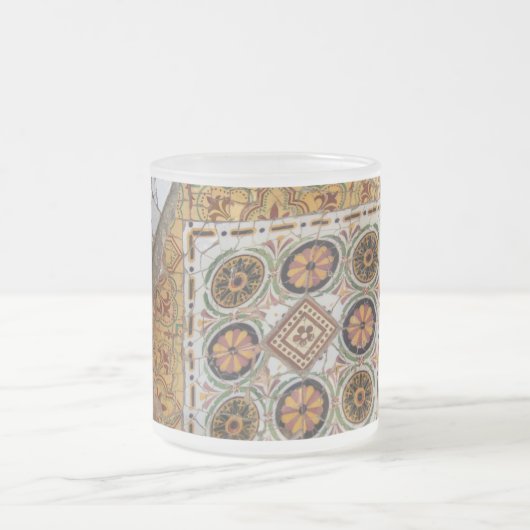 Parc Guellの黄色モザイク フロストグラスマグカップ (中央)