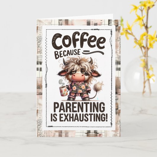 Parenting Humor Need More Coffee Highland Cow カード (黄色い花)