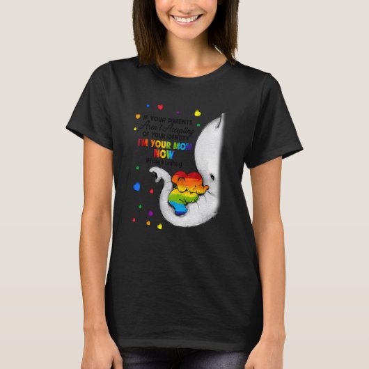 Parents Accepting Im Your Mom Now Elephant LGBTQ G Tシャツ (正面)