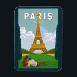 Paris France Retro Travel Art Vintage マグネット<br><div class="desc">Paris retro travel design in an emblem style. The Eiffel Tower is a wrought-iron lattice tower on the Champ de Mars in Paris,  France.</div>
