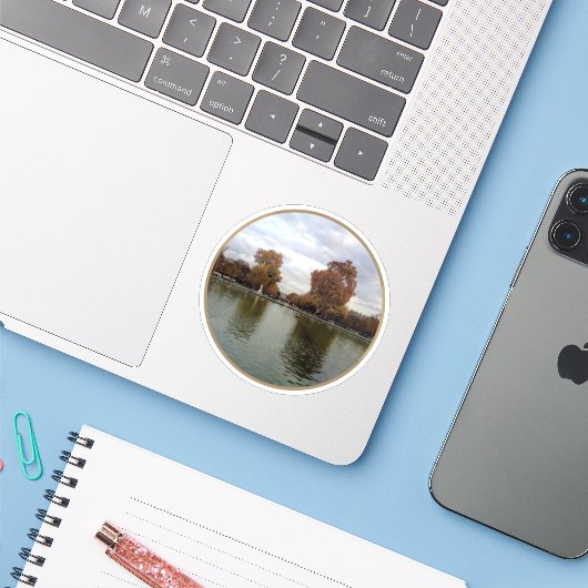 Parisian Autumn - v2 シール (ノートパソコンとiPhone)