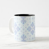Pastel Blue Geometric Floral Repeat Pattern  ツートーンマグカップ (正面左)