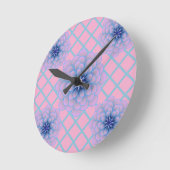 Pastel Blue Purple Floral Pattern Aesthetic Seamle ラウンド壁時計 (傾斜)