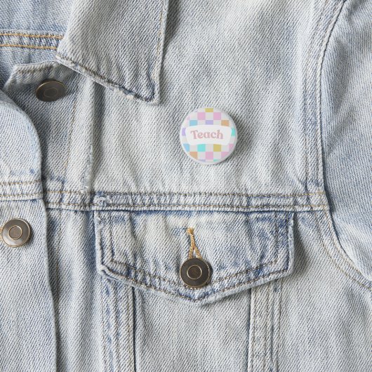 Pastel Checkered “Teach” Button 缶バッジ (インサイチュ)