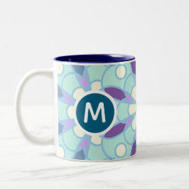Pastel Floral Mandala Monogram Letter Design ツートーンマグカップ
