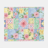 Pastel Floral Patchwork Picnic Pattern (10) フリースブランケット (正面(横))