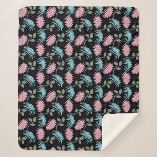 Pastel Floral Pattern on Black Background | Cute D シェルパブランケット (正面)