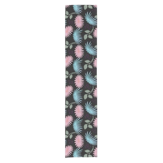 Pastel Floral Pattern on Black Background | Cute D ショートテーブルランナー (正面)