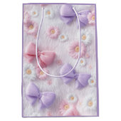 Pastel Fluffy Bows & Flowers Gift Bag ミディアムペーパーバッグ (正面)