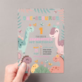 Pastel Girl Dinosaur 1st Birthday Invitation アクリル招待状 (インサイチュ (ポータブル))