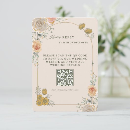 Pastel Gold Floral Wedding RSVP Card (スタンド正面)
