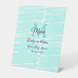 Pastel green baby in bloom monogram baby shower te 台座サイン