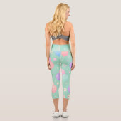 Pastel Green Yoga Pants – Soft, Stretchy & Stylish カプリレギンス (裏面)