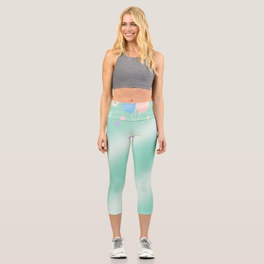 Pastel Green Yoga Pants – Soft, Stretchy & Stylish カプリレギンス (正面)