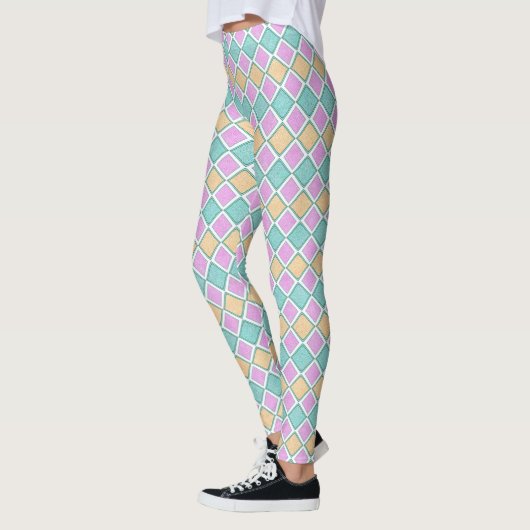 Pastel Harlequin Prism Small Diamond Pattern レギンス (左)