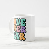 Pastel "Love Over War" Retro Peace Mug コーヒーマグカップ (正面左)