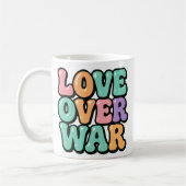 Pastel "Love Over War" Retro Peace Mug コーヒーマグカップ (左)