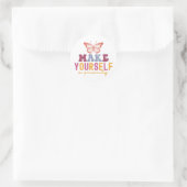 Pastel "Make Yourself a Priority" Self Care Graphi ラウンドシール (バッグ)