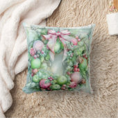 Pastel Pink and Green Christmas Throw Pillow クッション (ブランケット)