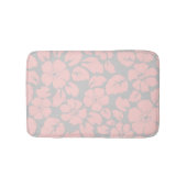 Pastel Pink and Grey Floral Monogram バスマット (正面)
