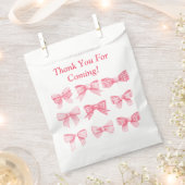 Pastel Pink Bow Birthday Treat Bag フェイバーバッグ (クリップ留めされた状態)