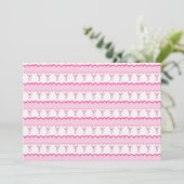 Pastel Pink Bow Seamless Pattern – Cute Aesthetic 招待状 (スタンド正面)