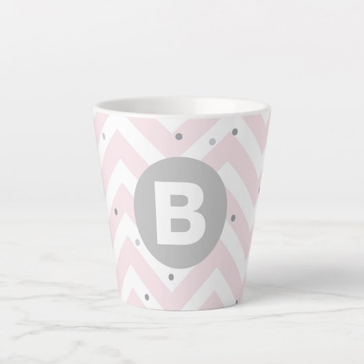 Pastel Pink Chevron and Dots Grey Monogram カフェラテマグ (正面)